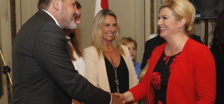 La presidenta de la República de Croacia fue declarada Visitante Distinguida